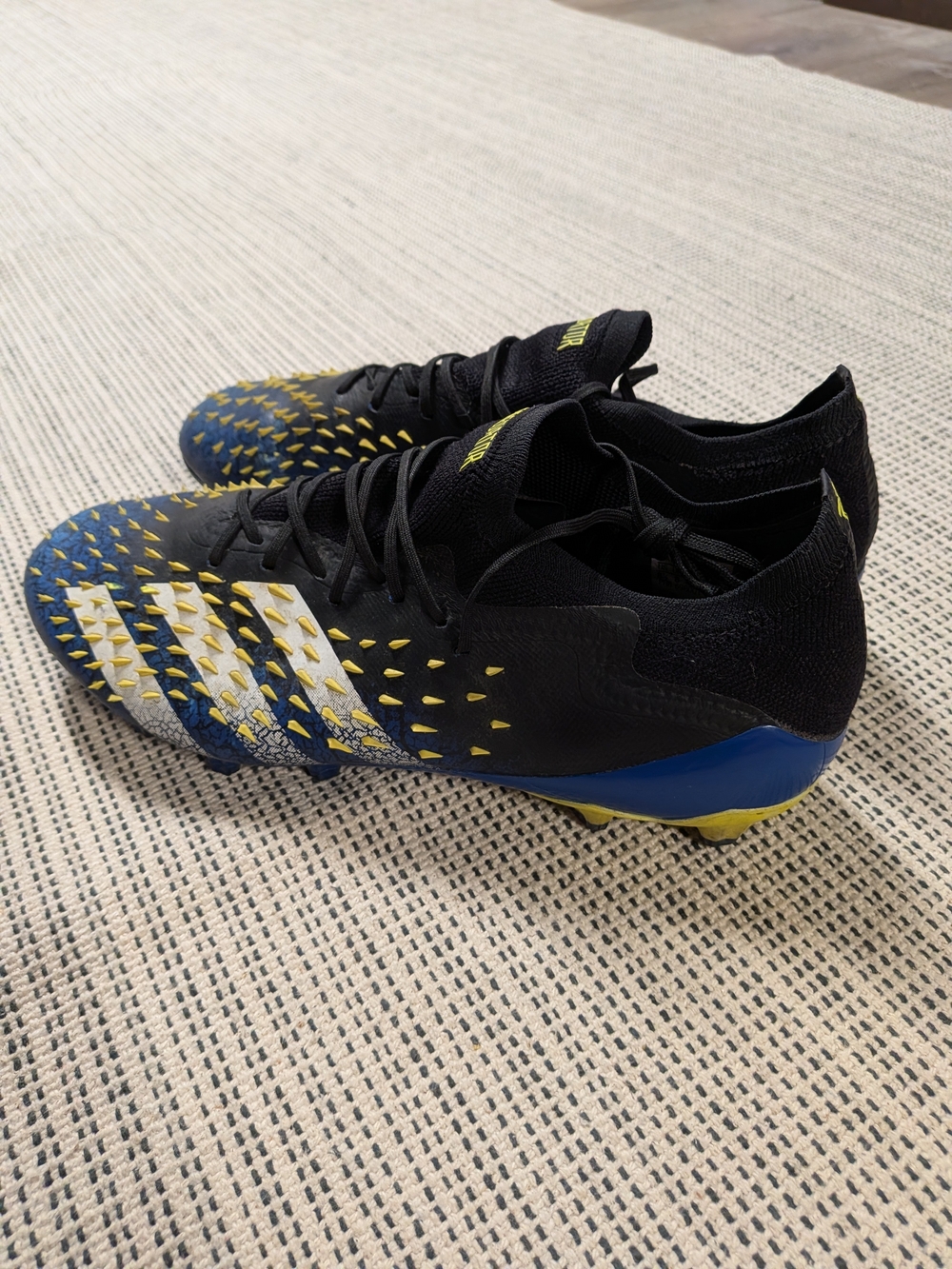 Adidas Men's Black/Blue Predator Soccer Cleats